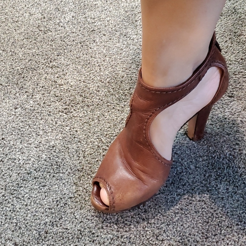 Prada Womens Ankle Zip Heels Pump Sandals shoes sz 37/7 - Picture 15 of 16